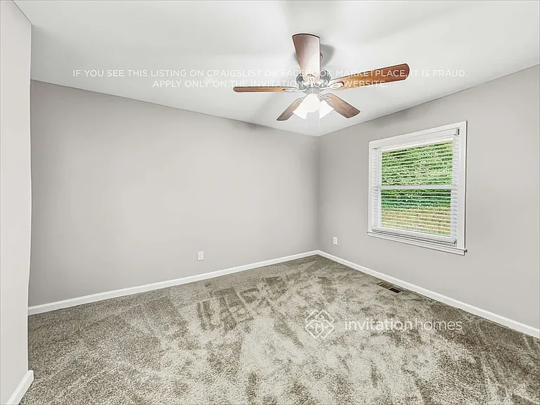 1959 Laurel Ln — Photo 16
