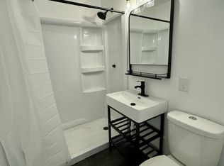 170 N 76th St, Milwaukee, WI 53213