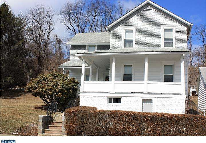 1st image of 128 Diamond St