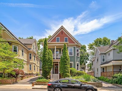 25 Banks St #2, Somerville, MA, 02144