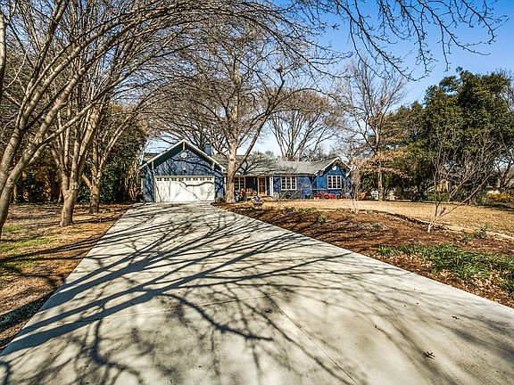 3rd image of 8447 Santa Clara Dr