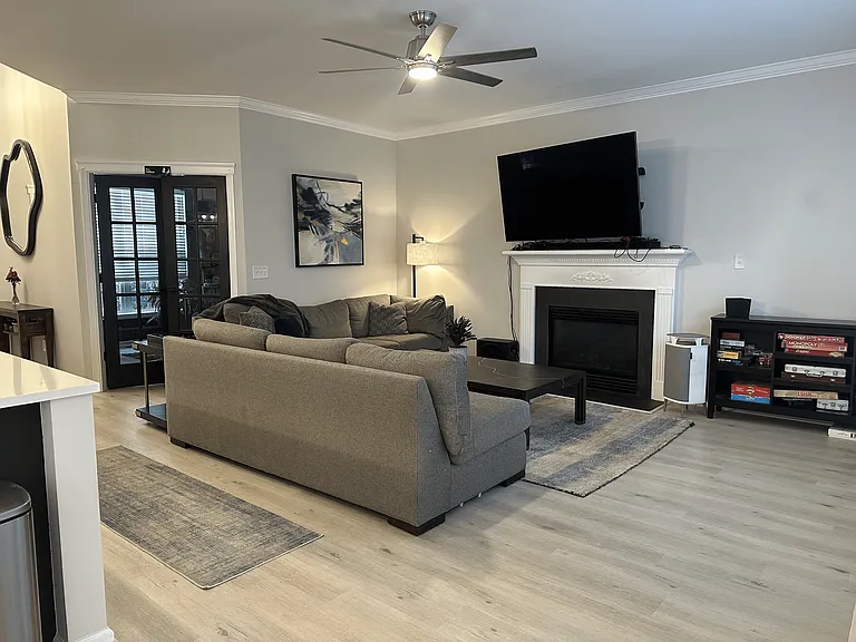 14631 Hawick Manor Ln — Photo 4