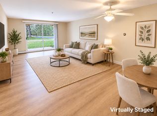 4000 W Rivers Edge Cir Unit 21, Brown Deer, WI 53209