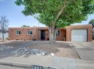 5805 Arvilla Ave NE, Albuquerque, NM 87110