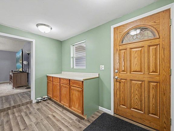 3rd image of 314 Summit St