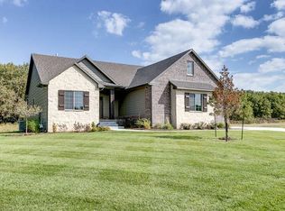 537 Backwoods, Valley Center, KS 67147
