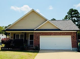 6715 Camden Rd, Fayetteville, NC 28306