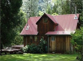 1736 Seiad Creek Rd, Seiad Valley, CA 96086