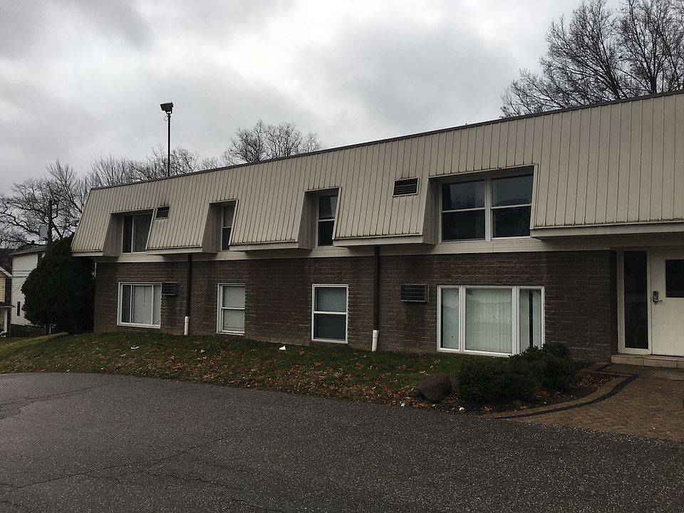 1st image of 1542 Front St APT 1
