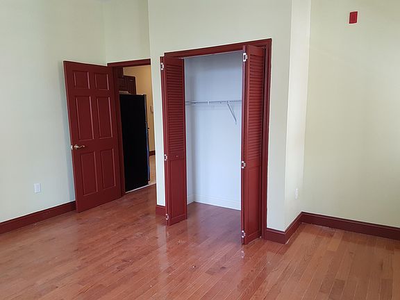 5th image of 334 N 13th St #1B