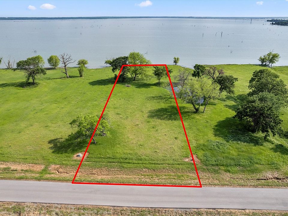 1st image of 18 Triangle Shores Dr