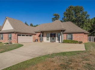 118 Coach Rd, Ball, LA 71405