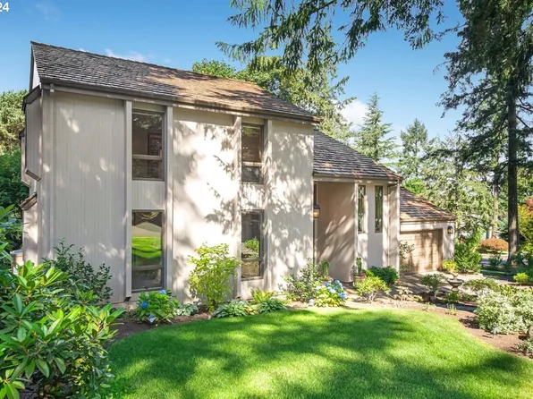 1 Windsor Ct, Lake Oswego, OR 97034