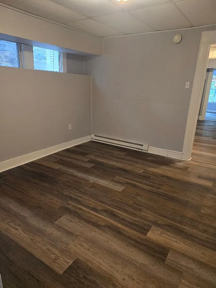Clay Ave — Photo 2