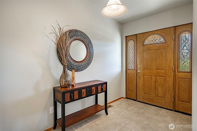 5th image of 5606 Chehalis Place