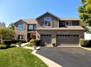 1100 Westfield Way, Mundelein, IL 60060