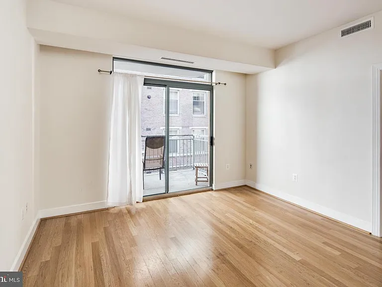 2425 L St NW #433 — Photo 11