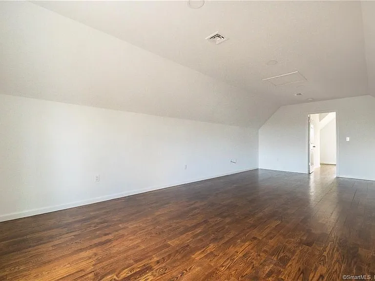 340 Pleasantview Ave — Photo 21