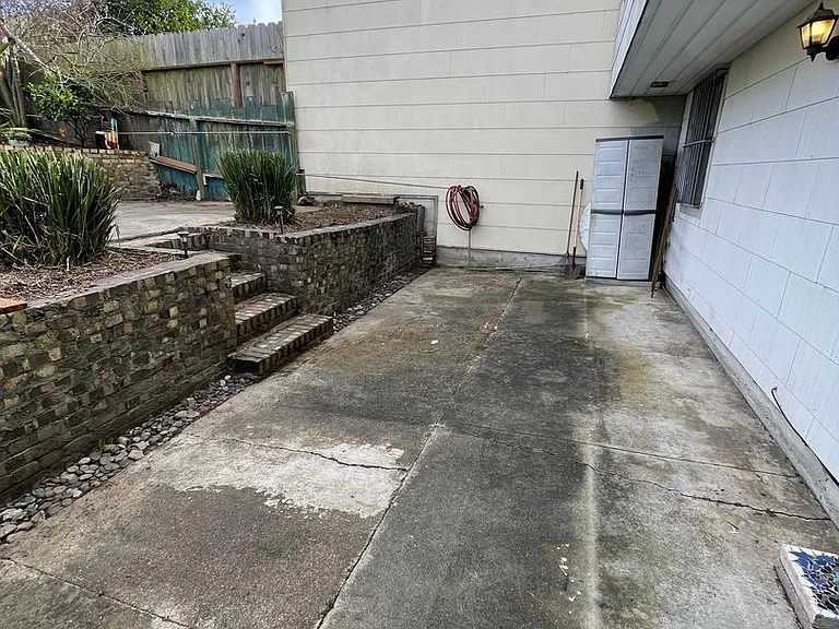 1866 36th Ave — Photo 25