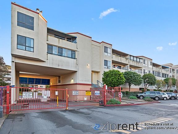 3rd image of 1551 Southgate Ave APT 106
