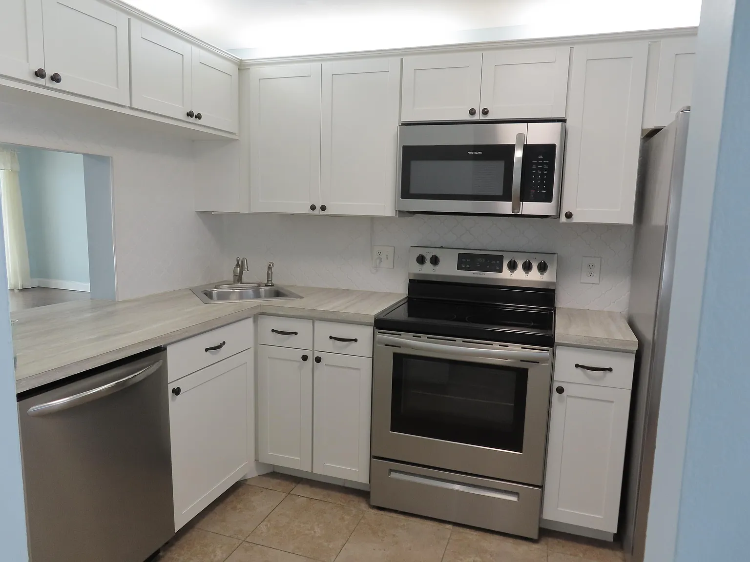 1 bed, 1.5 bath, 850 sqft, $2,175 — Photo 4