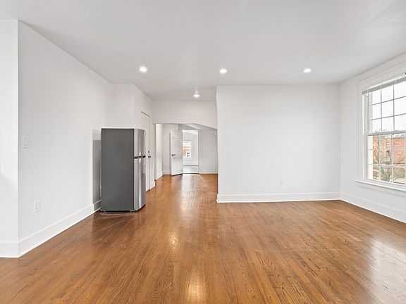 5th image of 455 George St #5