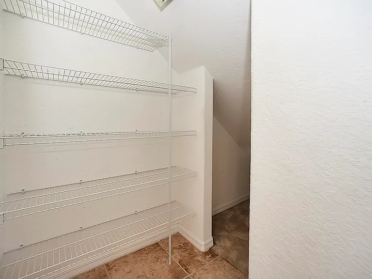 4859 Chastain Dr — Photo 10