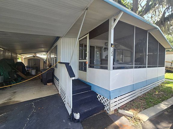 2nd image of 123 Red Oak Cir #123