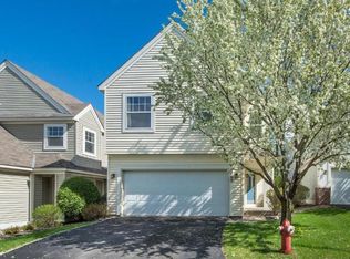 8785 N Bay Dr, Chanhassen, MN 55317