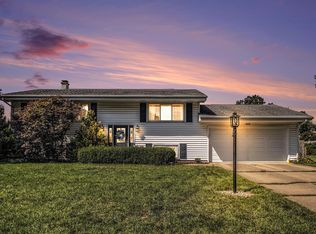 53125 Oakton Dr, South Bend, IN