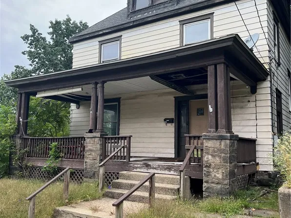 705 Court St, New Castle, PA 16101