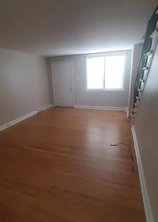 905 Maple Ave