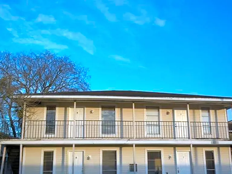 4554 Y A Tittle Ave — Photo 11