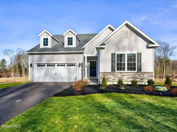 12 Fairmont Drive, Clifton Park, NY 12065