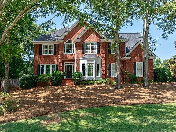 2nd image of 1120 Lake Welbrook Drive