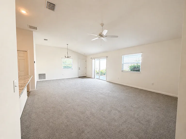 2452 Soper St — Photo 7