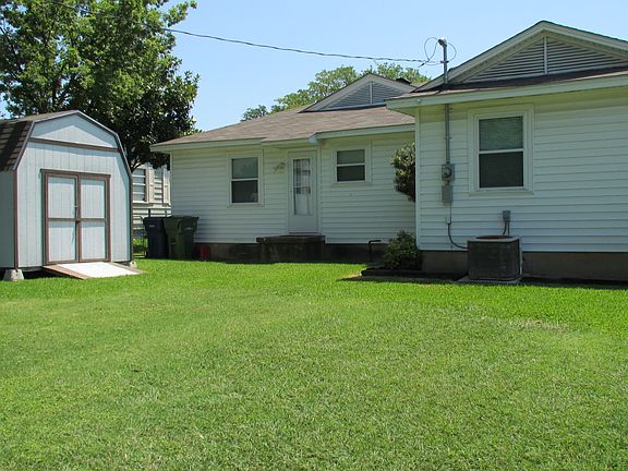 2nd image of 1713 Evergreen St