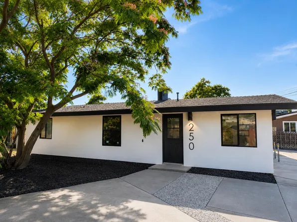 250 N 9th Ave, Oakdale, CA 95361