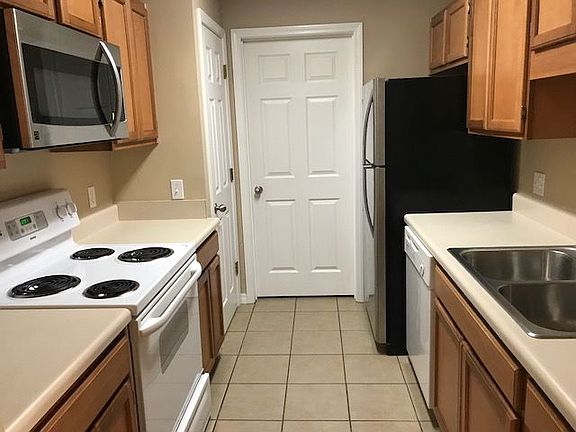 3rd image of 2136 Whispering Pines Blvd Unit 5