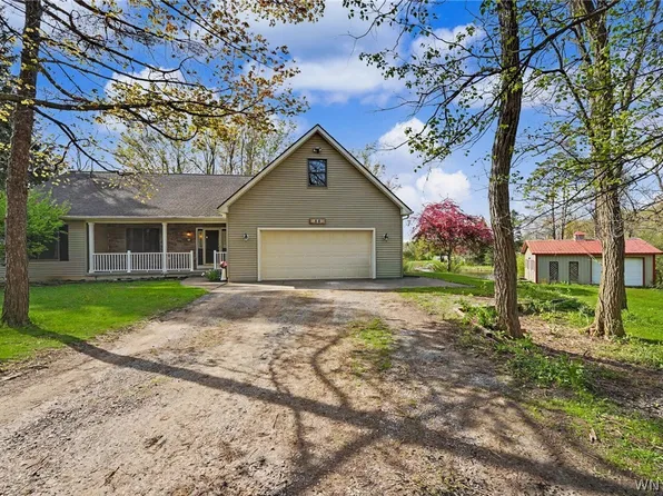 86 Little Lake Rd, Alden, NY 14004