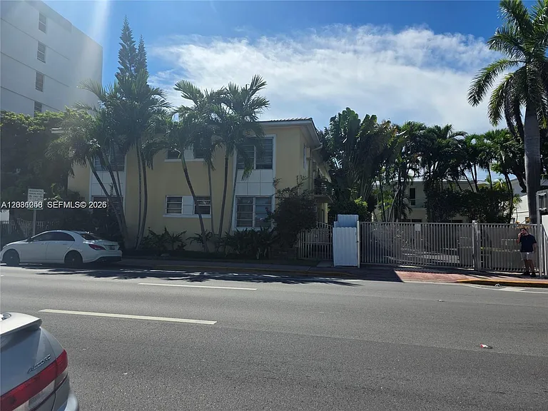 8024 Harding Ave #1A — Photo 19