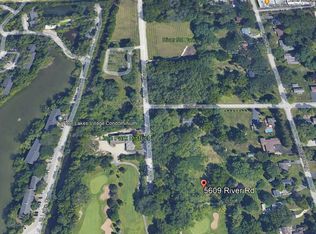 5609 River Rd, Lisle, IL 60532