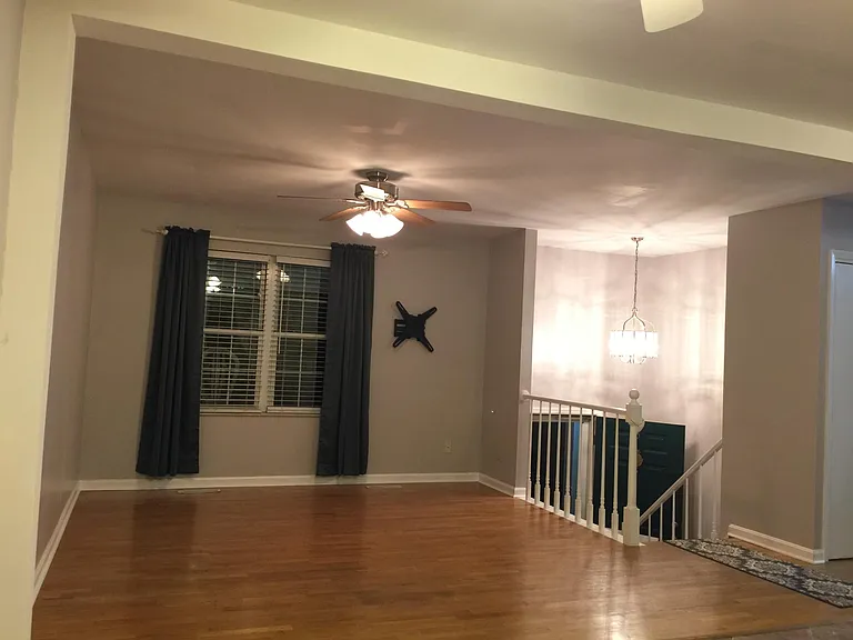 10114 Tyler Ct — Photo 12