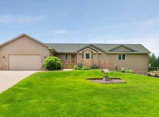 24842 Xeon St NW, Isanti, MN 55040