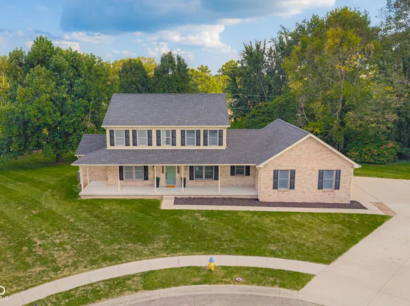 3203 Skyview Ct, Columbus, IN 47203
