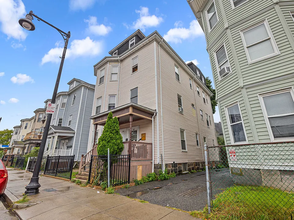507 Geneva Ave #3