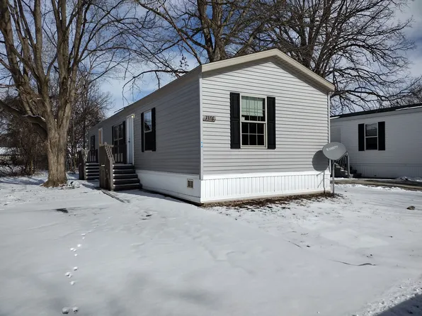 3376 Preston Pl #Pre3376, Flint, MI 48504