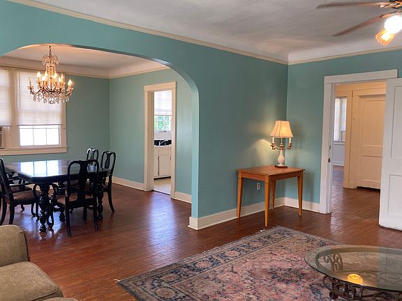 Living room & Dining room
