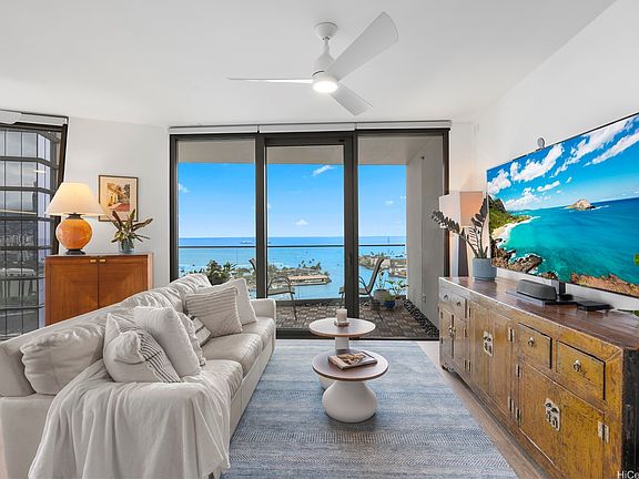 3rd image of 1000 Auahi St #2100
