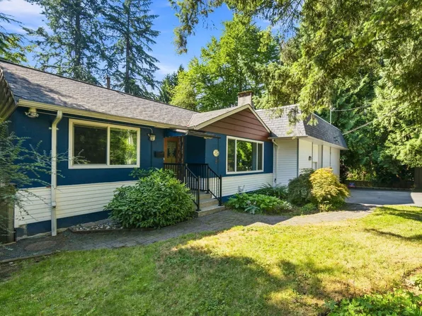 1611 Lynn Valley Rd, North Vancouver, BC V7J 2B5